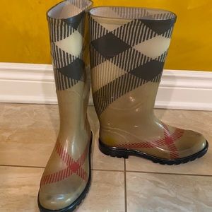 Burberry rain boots